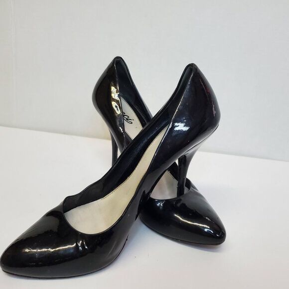 Gucci Black Patent Leather Stiletto Pumps Semi Pointed Toes US 8.5 B - Picture 4 of 5